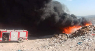 Rápida Acción en Huamantla Controla Incendio en Relleno Sanitario