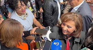 Gobernadora agradece a periodistas y anuncia abasto total de medicamentos