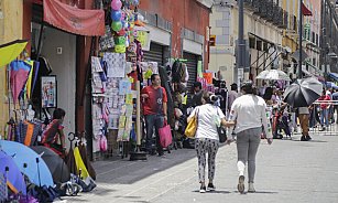 Ayuntamiento de Puebla advierte uso de fuerza pública contra ambulantes tras balacera