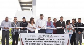 Inauguran el Mercado "Domingo Arenas" y entregan techados en San Martín Texmelucan