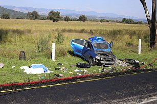 Muere mujer en aparatoso accidente en la carretera México-Veracruz, en límites de Teacalco y Tocatlán