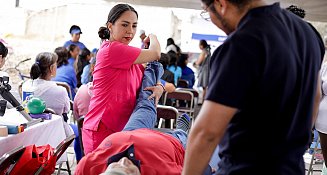 Lleva Lupita Cuautle jornada de salud a San Antonio Cacalotepec
