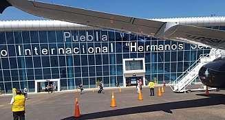 Suspenden vuelos en Aeropuerto de Puebla por ceniza del Popocatépetl