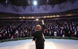 Lorena Cuéllar presenta logros y planes para el futuro en su Tercer Informe de Gobierno