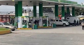 Trailero muere en gasolinera de Toluca-Naucalpan tras posible infarto