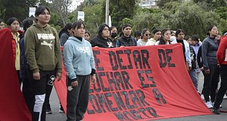 Concluye marcha de normalistas en el trébol de Tlaxcala piden Justicia