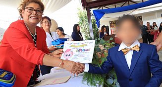 Preside Tere Alfaro clausuras de los CAIC de Cuautlancingo 