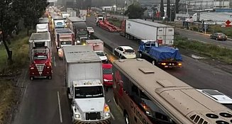 Caos vial: tráfico colapsa autopista México-Querétaro y vías alternas