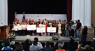 Va Tlaxcala por apoyo a artistas locales; entregan premios a jóvenes