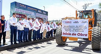 Inicia rehabilitación de carreteras que transforman vidas en Sierra Norte