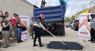 Tonantzin Fernández apoya a cholultecas de San Diego Cuachayotla para carrera ciclista internacional