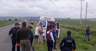PC de Huamantla auxilian a joven lesionado en camino a Juárez