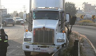 Asesinan a conductor de tráiler en intento de asalto en Lechería-Tultitlán