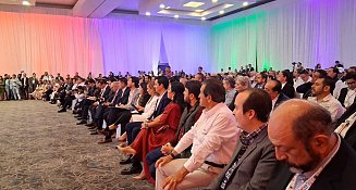 Tlaxcala impulsa el turismo profesional en el Tianguis 2025