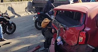 Accidente en la México-Toluca: Tráiler sin frenos provoca carambola con 19 heridos