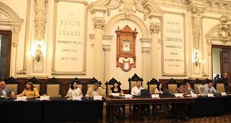 Cabildo de Puebla aprueba la asignación de 110 plazas a trabajadores municipales