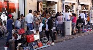 Avanza retiro de ambulantes en el Centro Histórico, pero persiste la competencia desleal