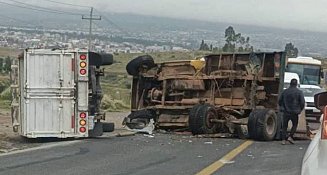 Choque en la México-Tuxpan y atropellamiento provocan caos vial en Tulancingo