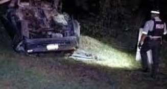Mueren dos en choque en Apizaco-Huamantla; el culpable huyó