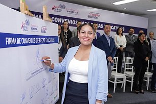 San Andrés Cholula impulsa la educación con más de 200 becas para jóvenes