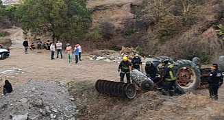 Hombre muere en Amozoc tras volcar su tractor en Chachapa