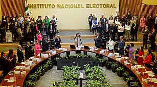 INE aprueba histórico recorte a recursos de partidos y legisladores