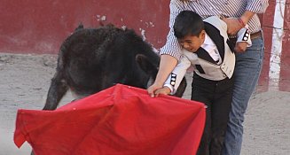 Clase práctica taurina en Atltzayanca: fomenta valores y tradición