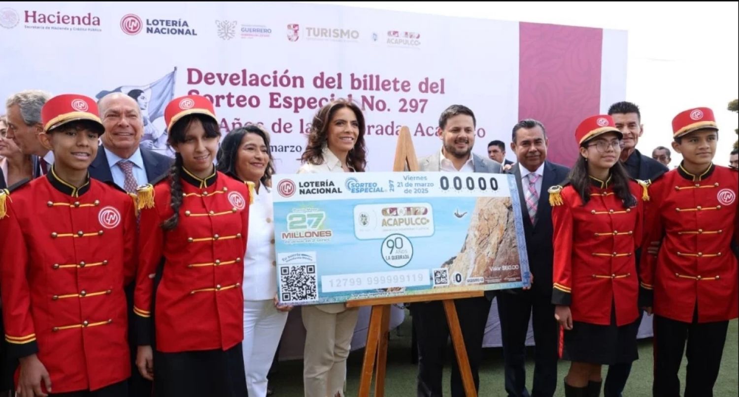 Presentan en Puebla billete conmemorativo de La Quebrada para apoyar la reconstrucción de Acapulco