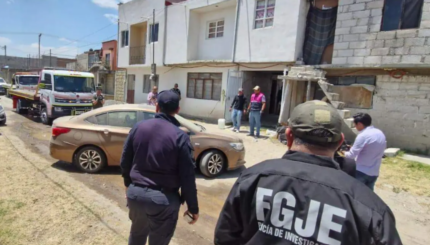 Recuperan autos robados tras cateo en Chiautempan, Tlaxcala