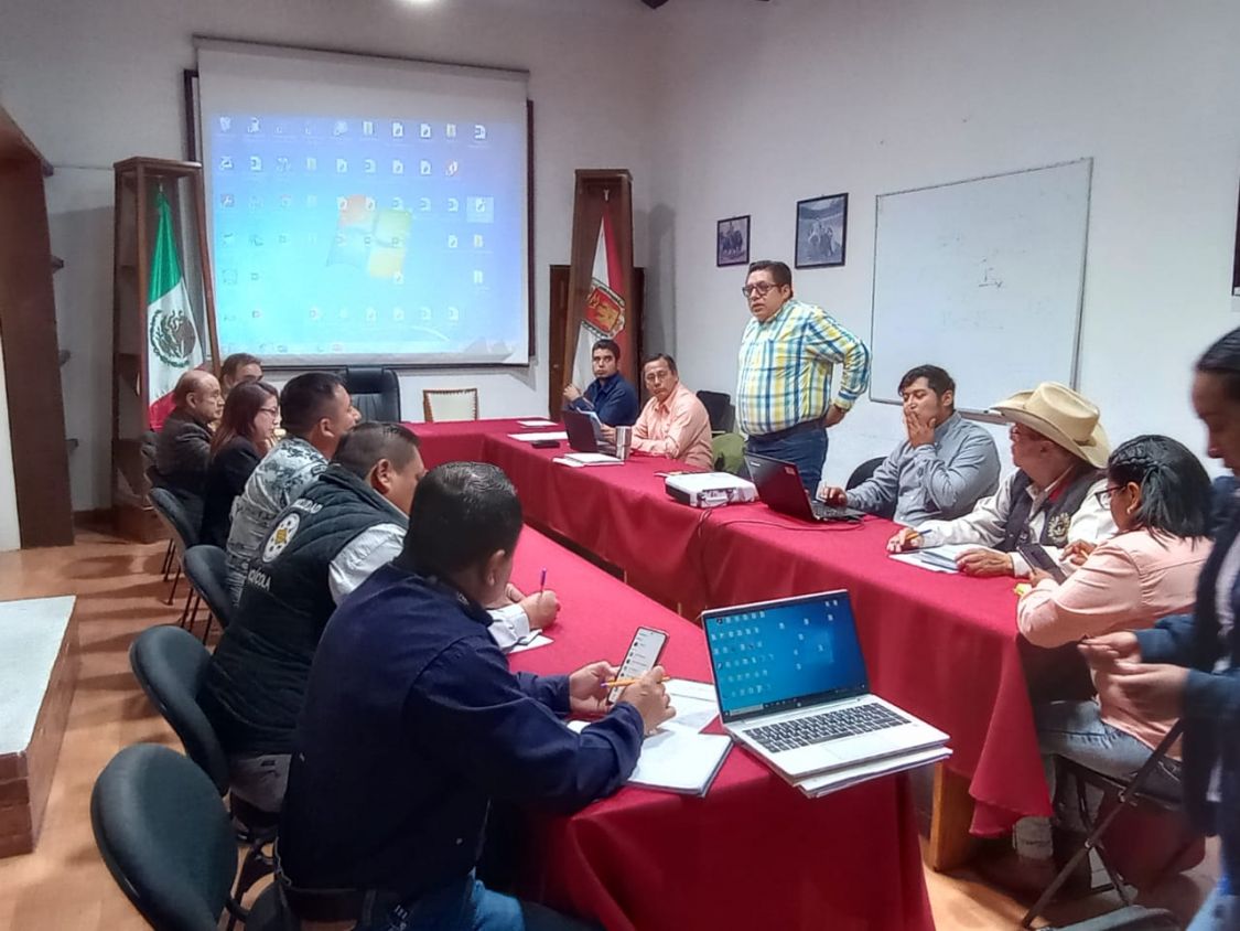 Tlaxcala refuerza acciones contra influenza aviar y plaga del ganado