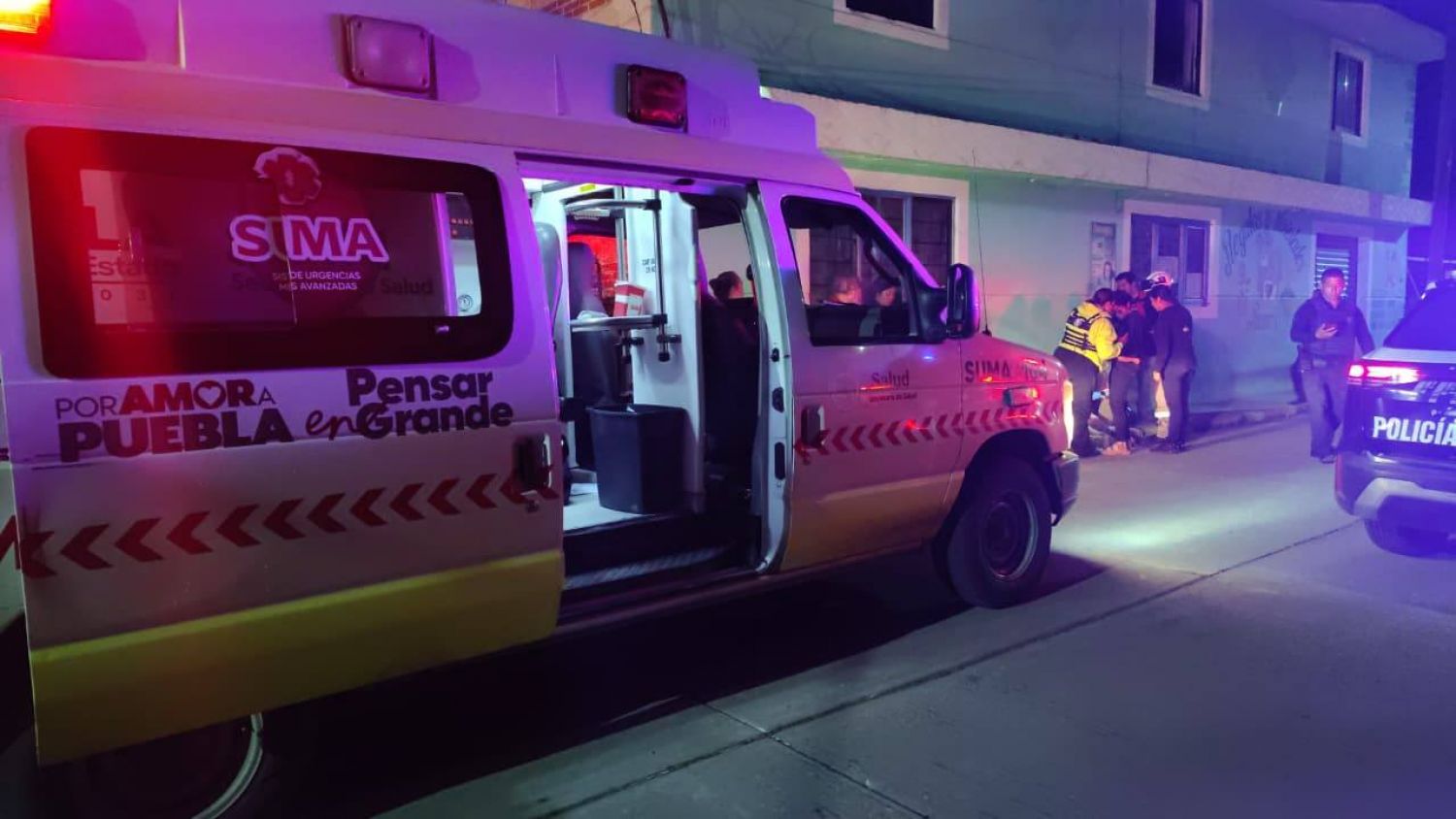 Coordinación entre cuerpos de emergencia atiende incendio en San Antonio Mihuacán