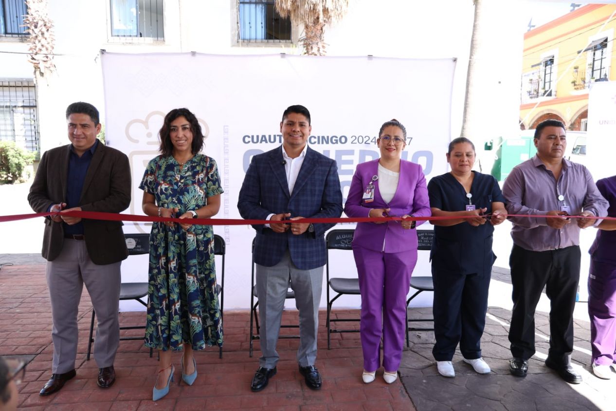 Encabezan Omar Muñoz y Norma Pimentel jornada de salud en Cuautlancingo 