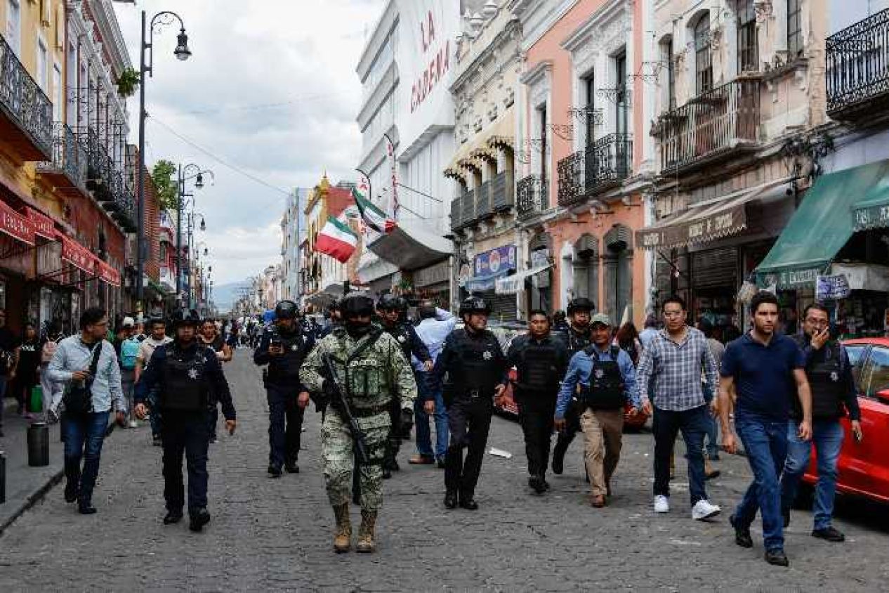 Gobierno de Puebla denunciará a líder de la 11 de Marzo tras enfrentamiento en el Centro Histórico