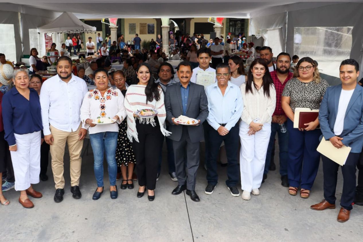 Invita Tonantzin Fernández a la Exposición Gastronómica del Chile en Nogada