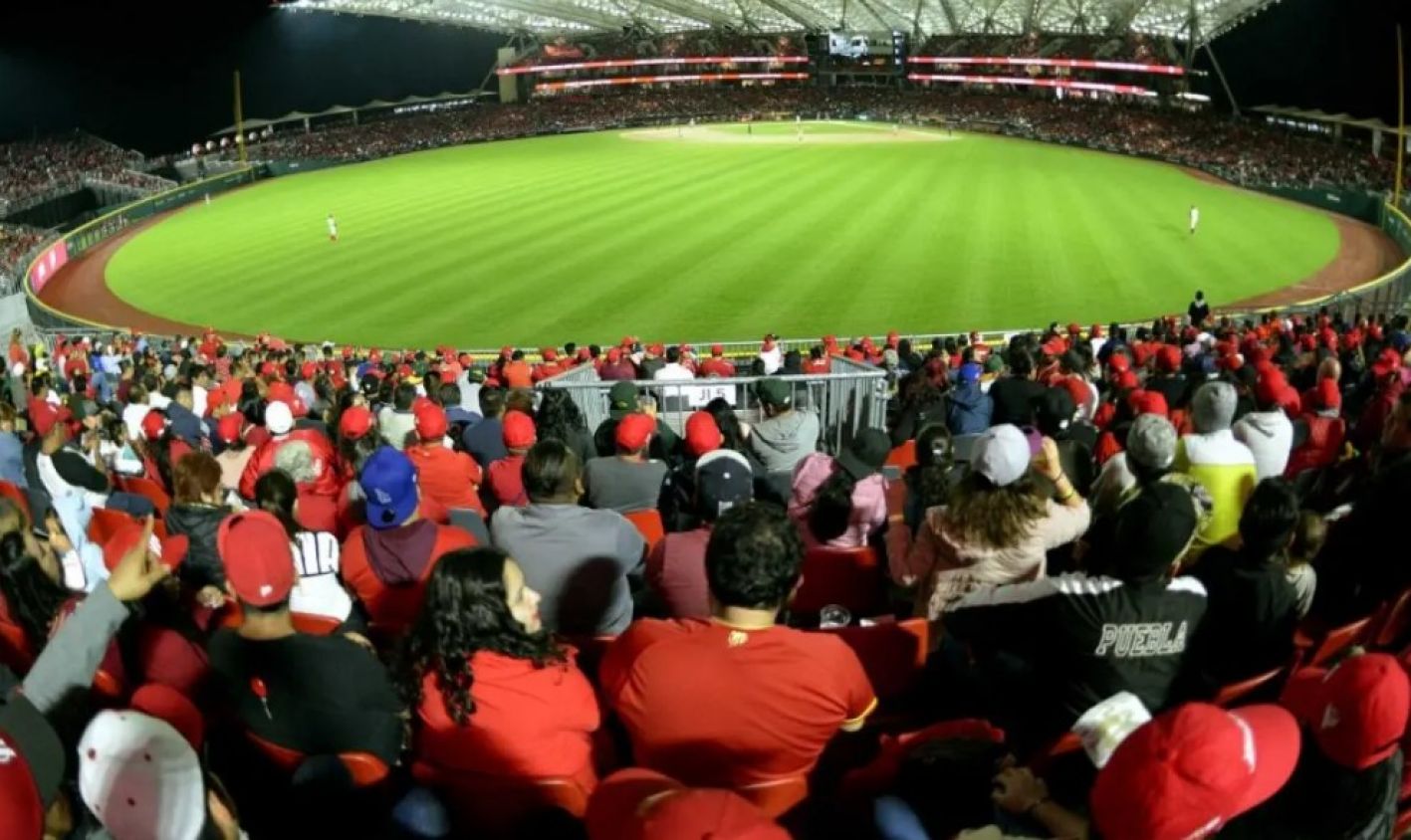 Accidente en el estadio Alfredo Harp Helú