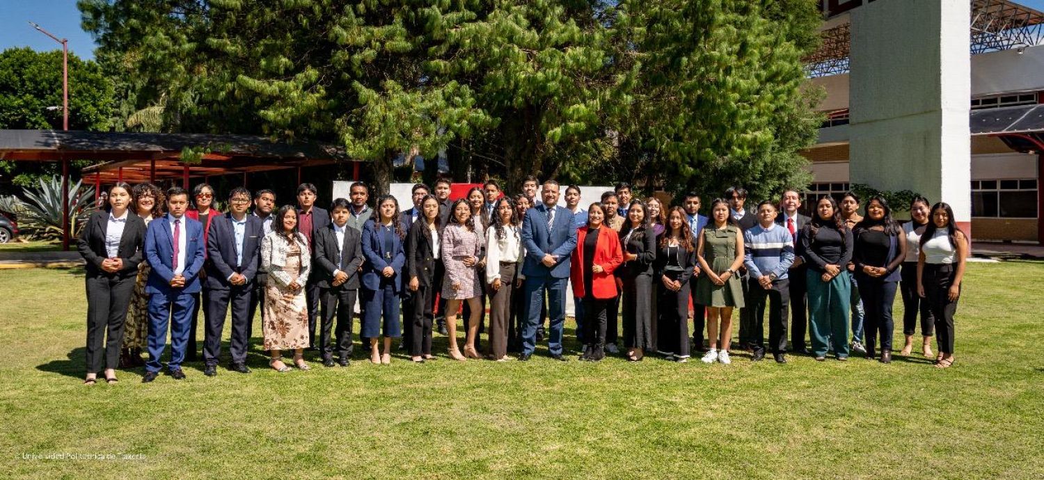 UPTx lidera en México con 7 generaciones de asesores certificados por AMIB