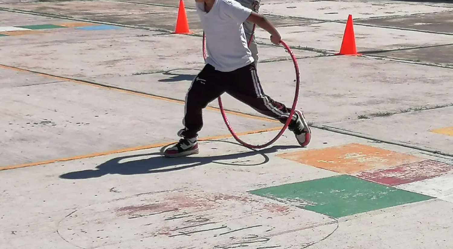 Zapatos deportivos gratis para 2,000 niños de escuelas especiales en Tlaxcala