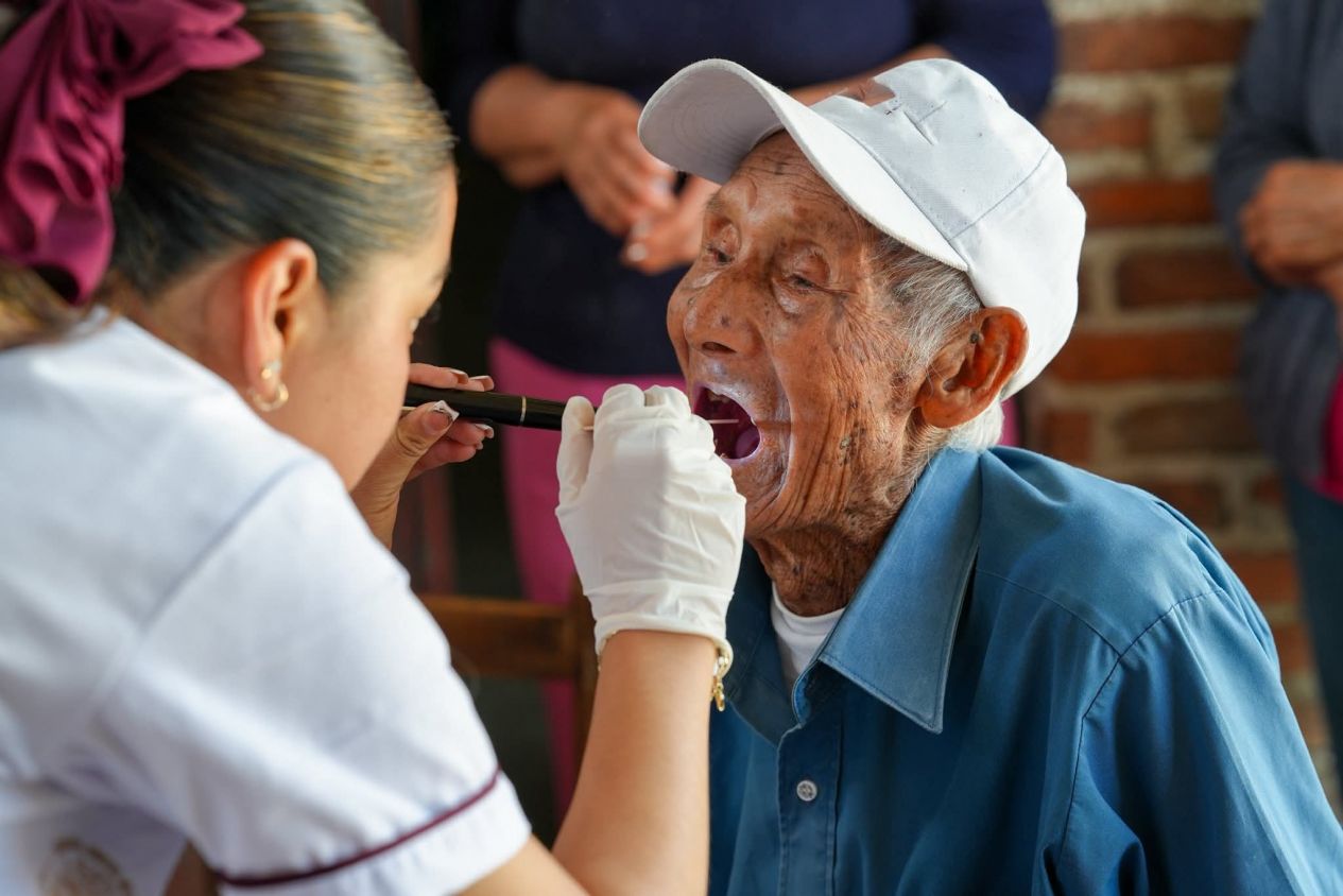 Gasto en salud sube 23% en hogares pobres: advierten crisis silenciosa