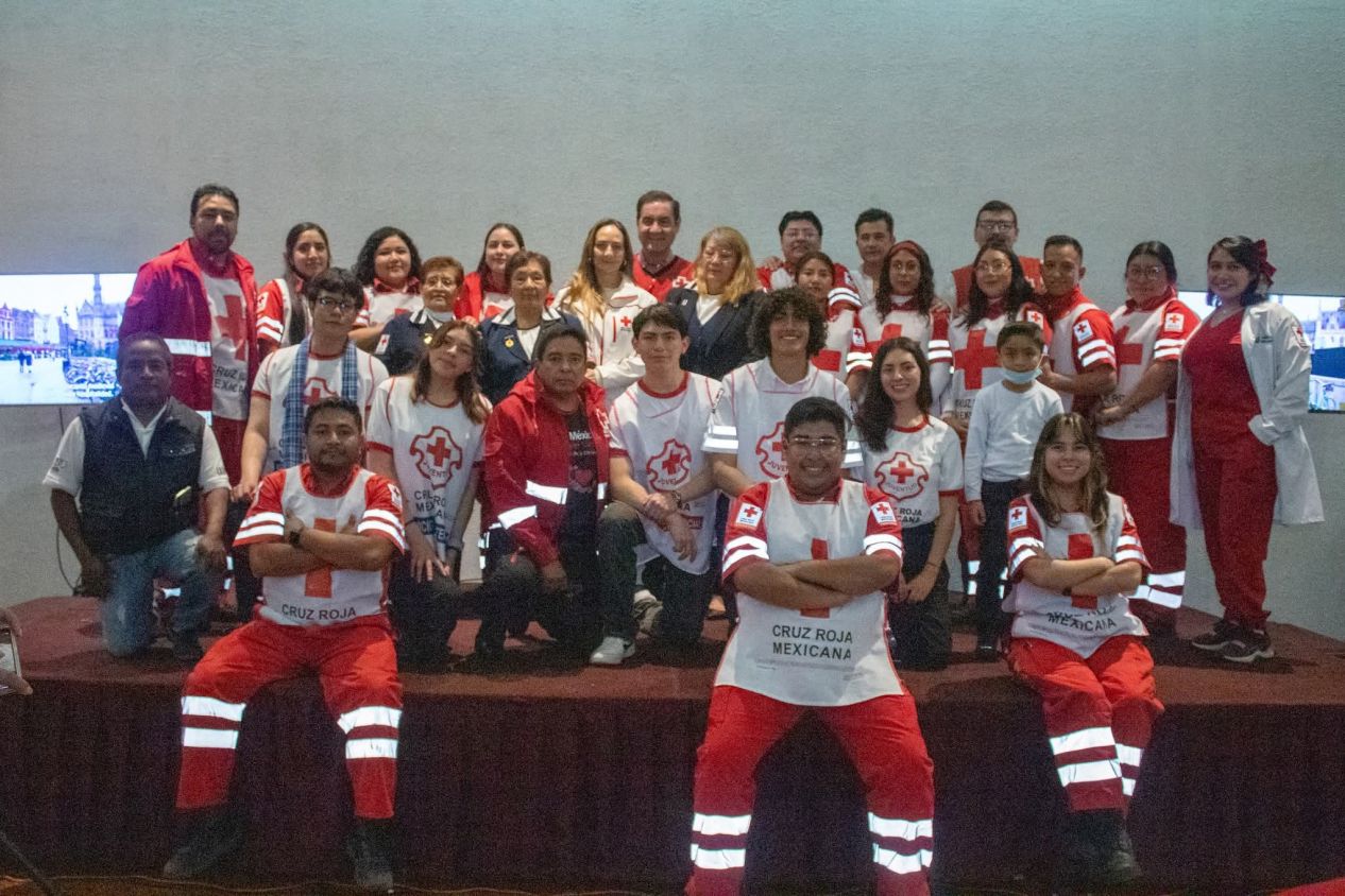 Cruz Roja Tlaxcala Rinde Homenaje a su "Alma y Corazón"