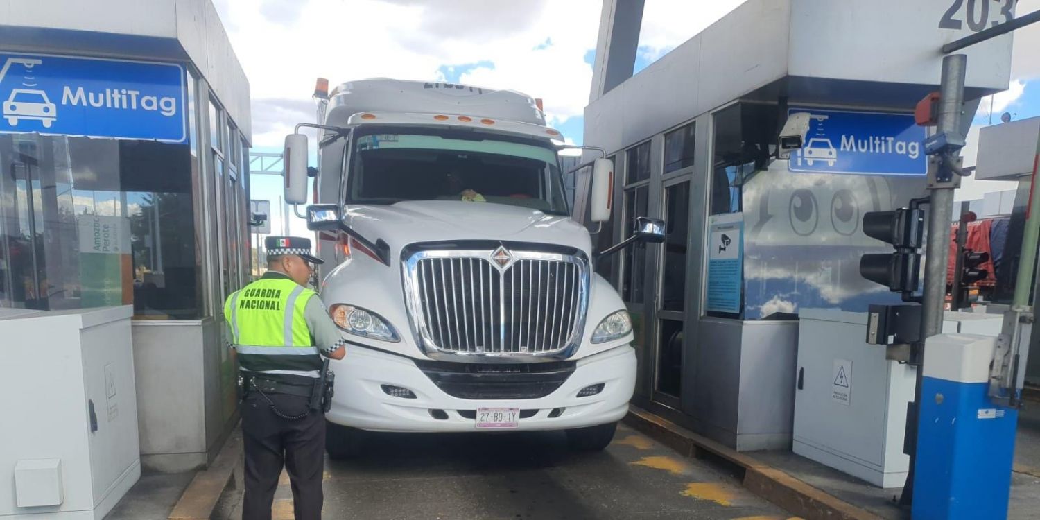Guardia Nacional recupera tractocamión robado, en Cuapiaxtla