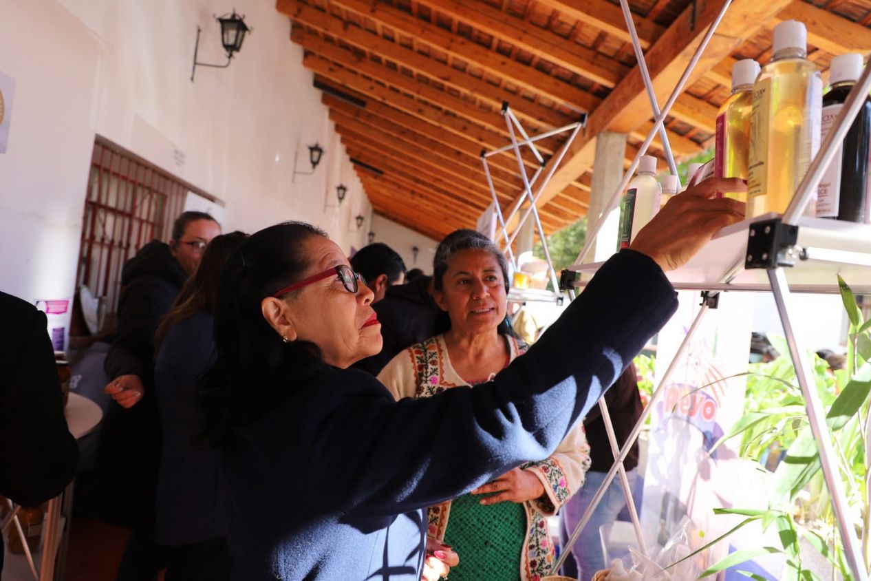 Mujeres transforman el campo de Tlaxcala con productos locales y talento