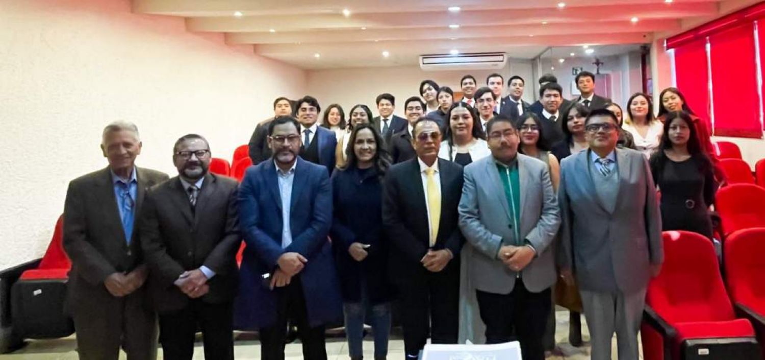Estudiantes de la UATx analizan el futuro político de Tlaxcala