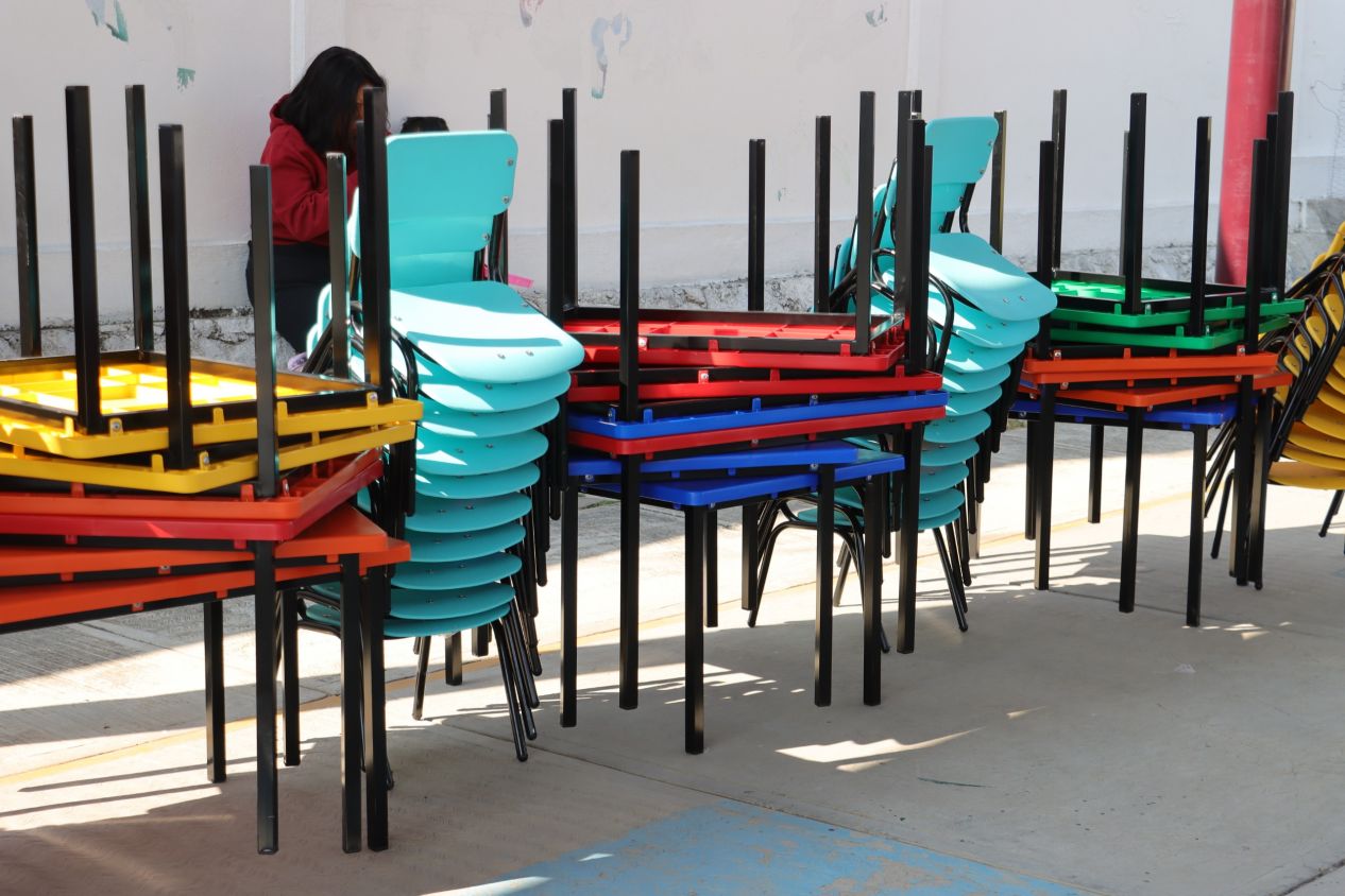 Omar Muñoz dignifica educación en Cuautlancingo