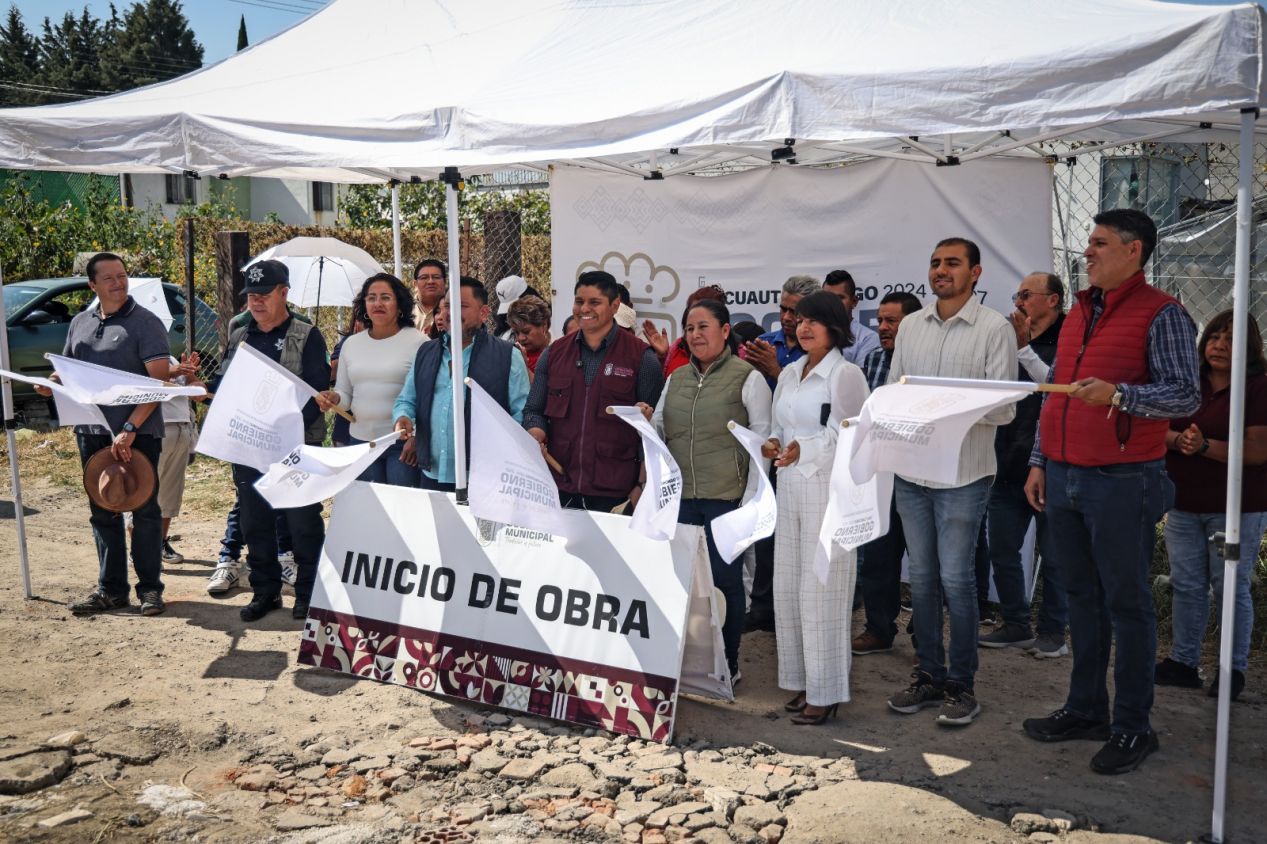 Omar Muñoz mejora la infraestructura básica de Cuautlancingo