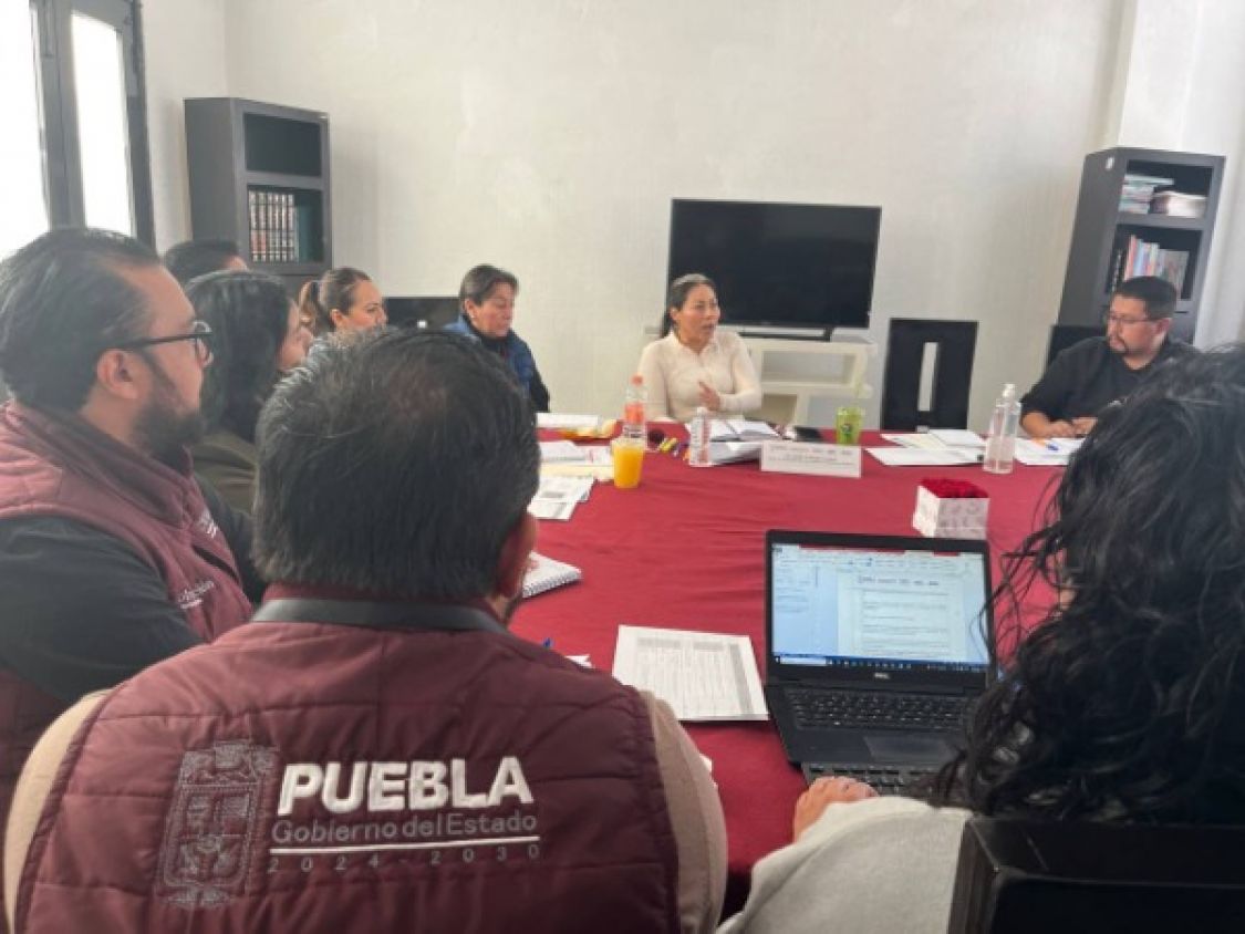 Abandona su cargo funcionaria de Atención a Víctimas que fue exhibida solicitando moche