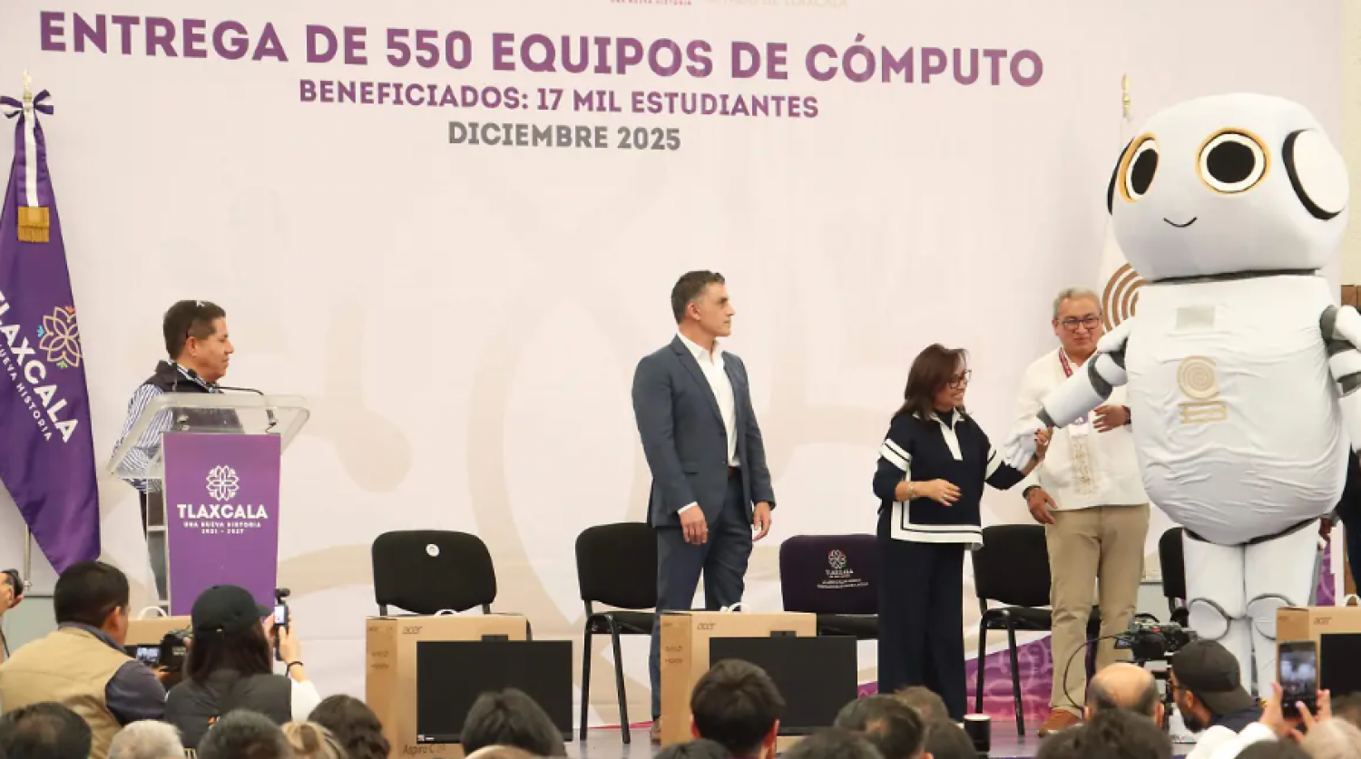Tlaxcala revoluciona el Cobat: ¡550 nuevas computadoras para 17 mil alumnos!
