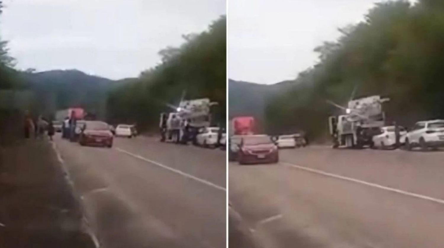 Ataque sorpresa en plena carretera federal
