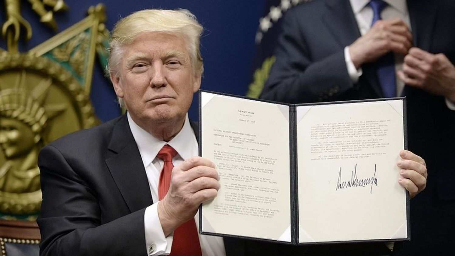 Estados Unidos suspende viajes de refugiados aprobados antes del 27 de enero