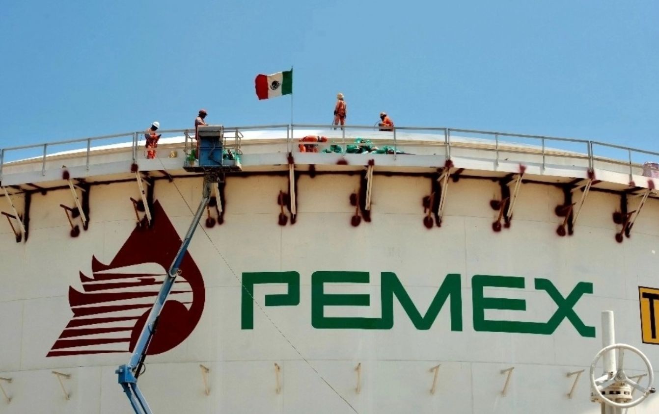 Sheinbaum descarta despidos en Pemex y anuncia estrategia para reservas petroleras