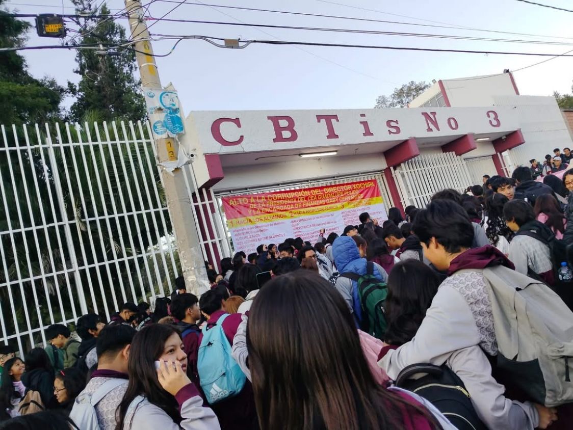 CBTIS 03 de mal en peor, exigen destitución de director y docentes